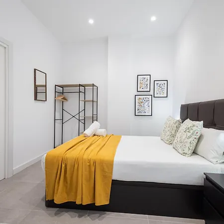 Florit Flats - The Monteolivete Apartament