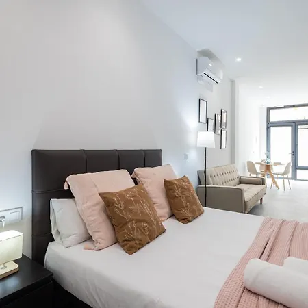 Daire Florit Flats - The Monteolivete