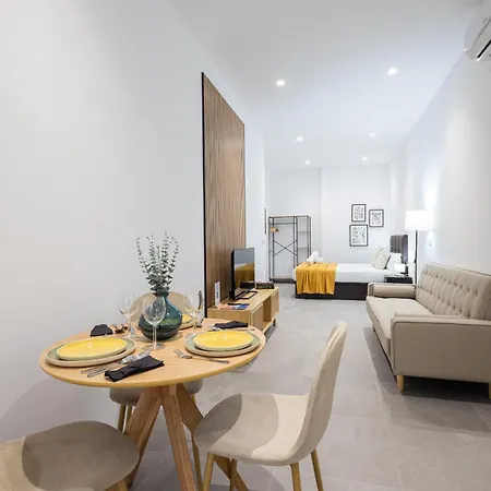 Florit Flats - The Monteolivete Daire Valensiya