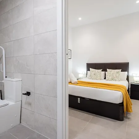 Florit Flats - The Monteolivete Daire
